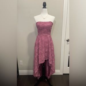 Rosey pink Le Château dress